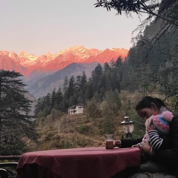 Hotel Deep Forest Kasol Ngoại thất bức ảnh